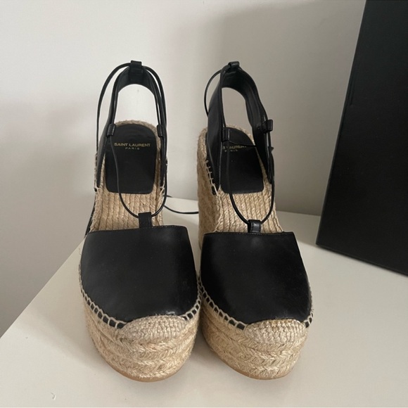 AUTHENTIC YSL LEATHER ESPADRILLES - Picture 5 of 12